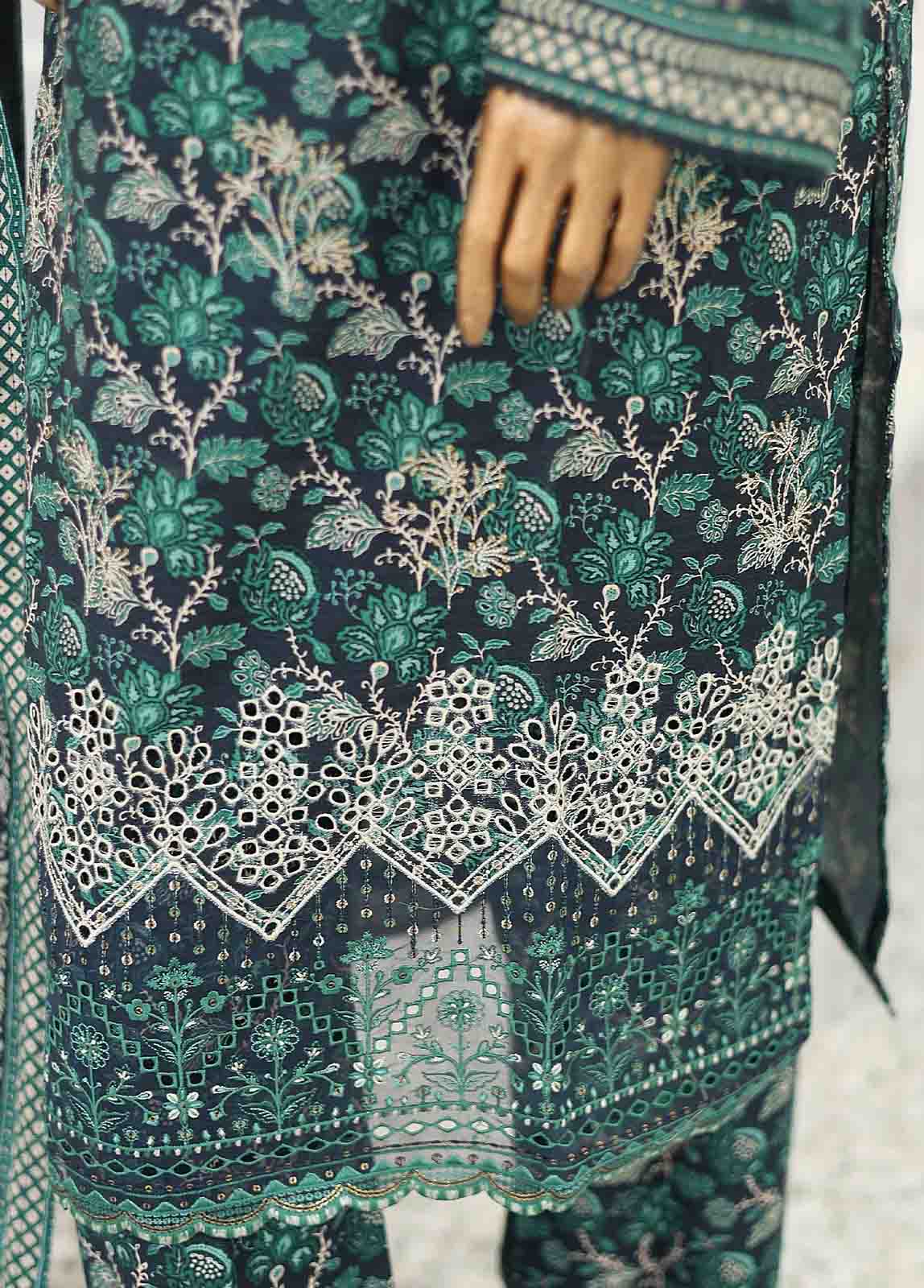 WKE-016 -3 Piece Khaddar Chikankari Stitched Suit - Image 3